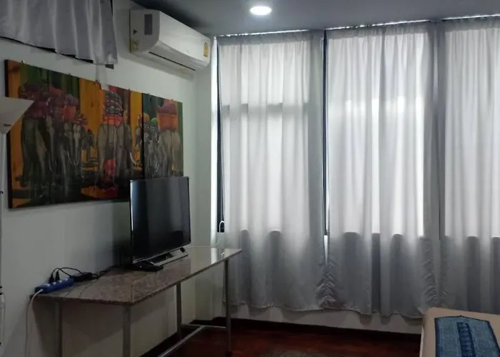 Sriyanar Place